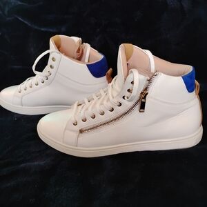 White Aldo sneakers, 9.5 US Men